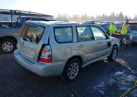 2006 Subaru Forester 2.5X из США, поврежденный, VIN JF1SG65626H745000
